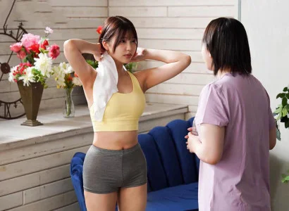 Em gái mảnh mai đi tập yoga và bị giáo viên phang